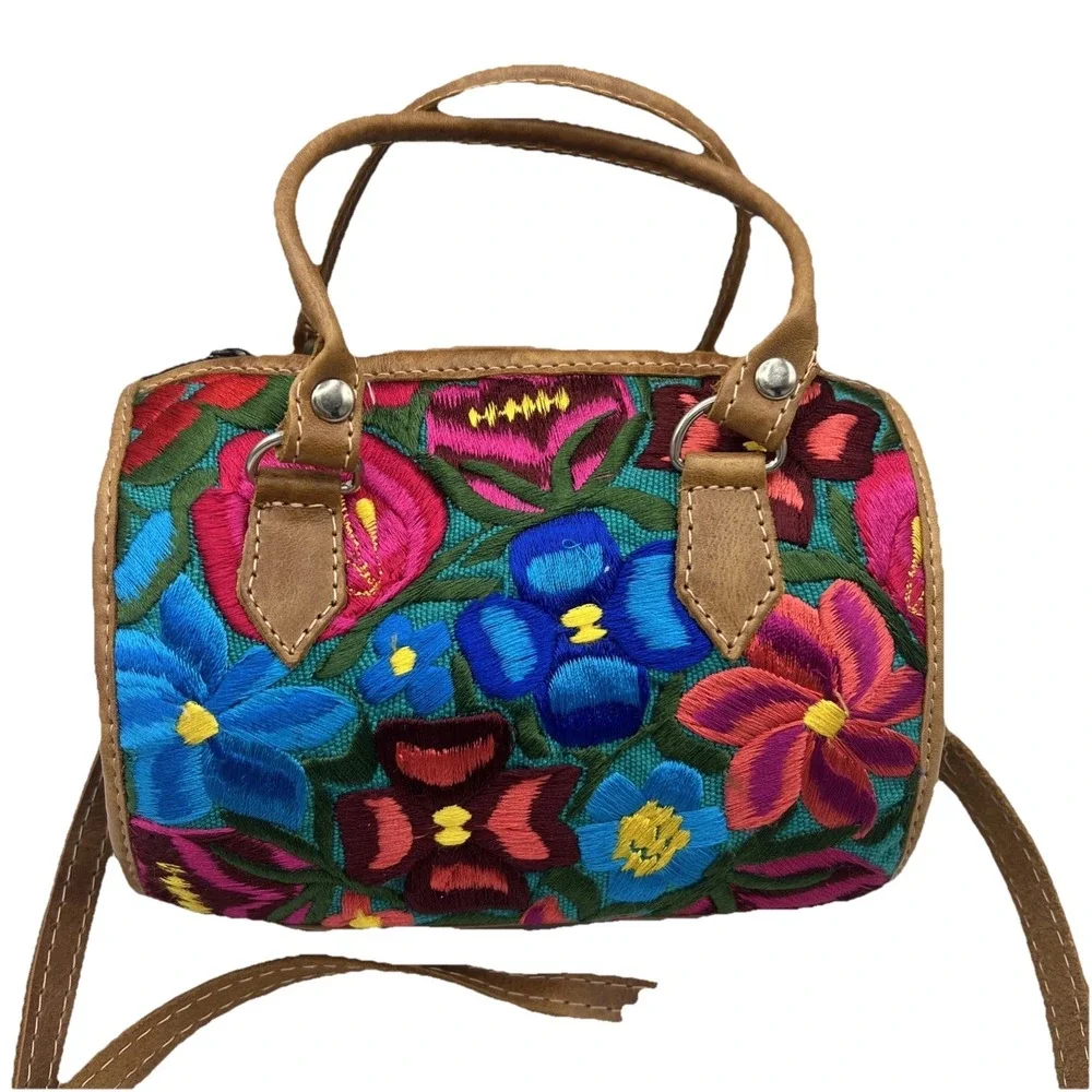 Handmade Embroidered Floral Guatemala Leather Purse Handbag‎